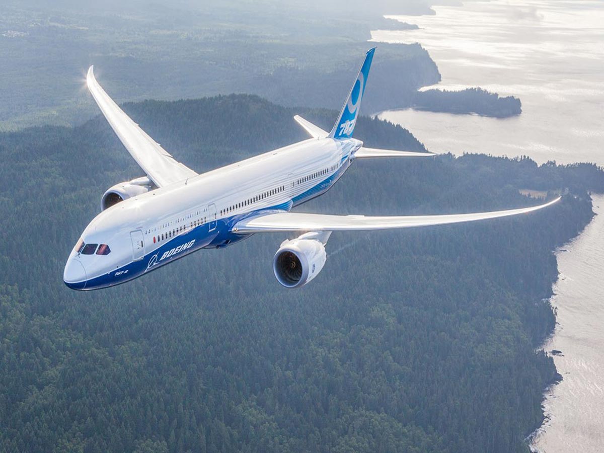 BOEING 787
