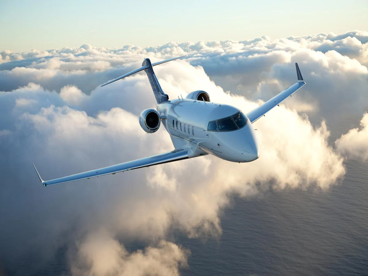 CHALLENGER 300